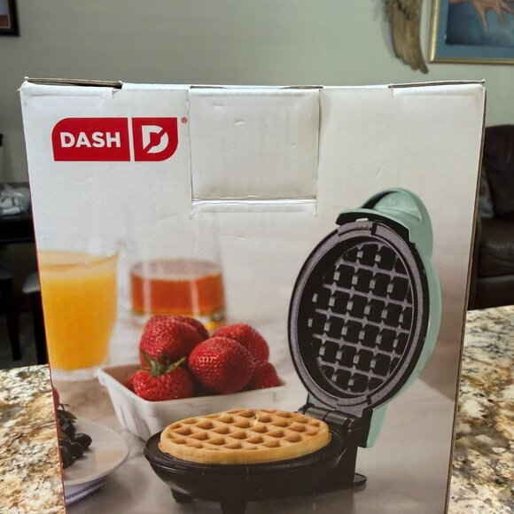 MyMini Sandwich Maker, Pancake Griddle & Mini Waffle Maker - Brand New - All 3 - Picture 9 of 12